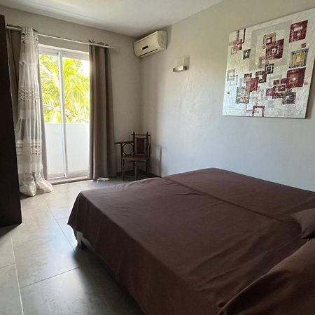 4 Bedrooms Penthouse 50 Meter To The Beach By Dream Escapes Pereybere Beach Exteriör bild